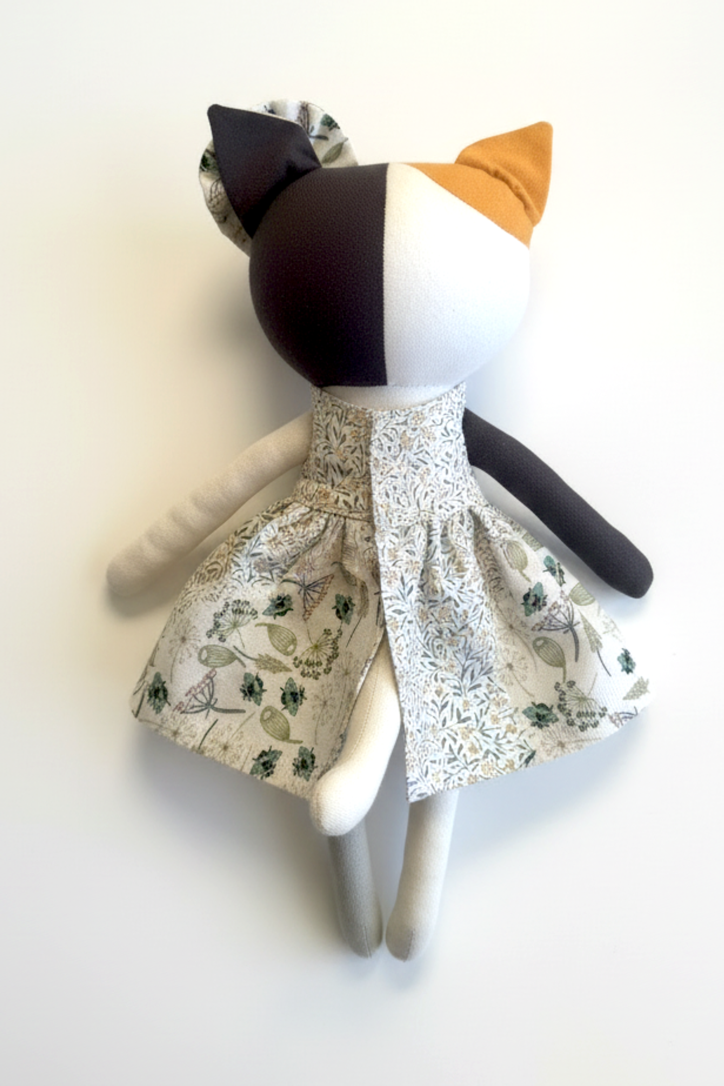 Elsie the Kitten - Botanical Print Dress