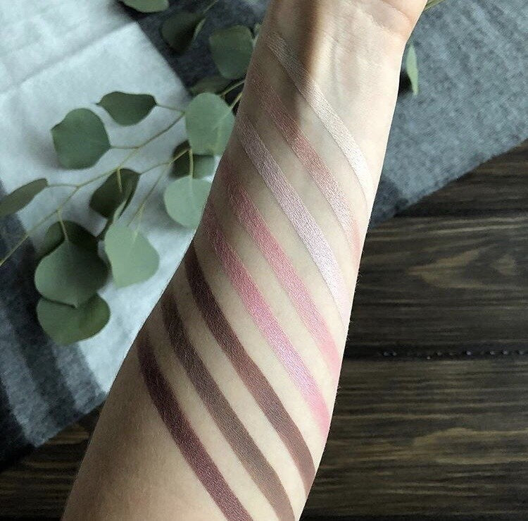 Pressed Eye Shadow - Clouded