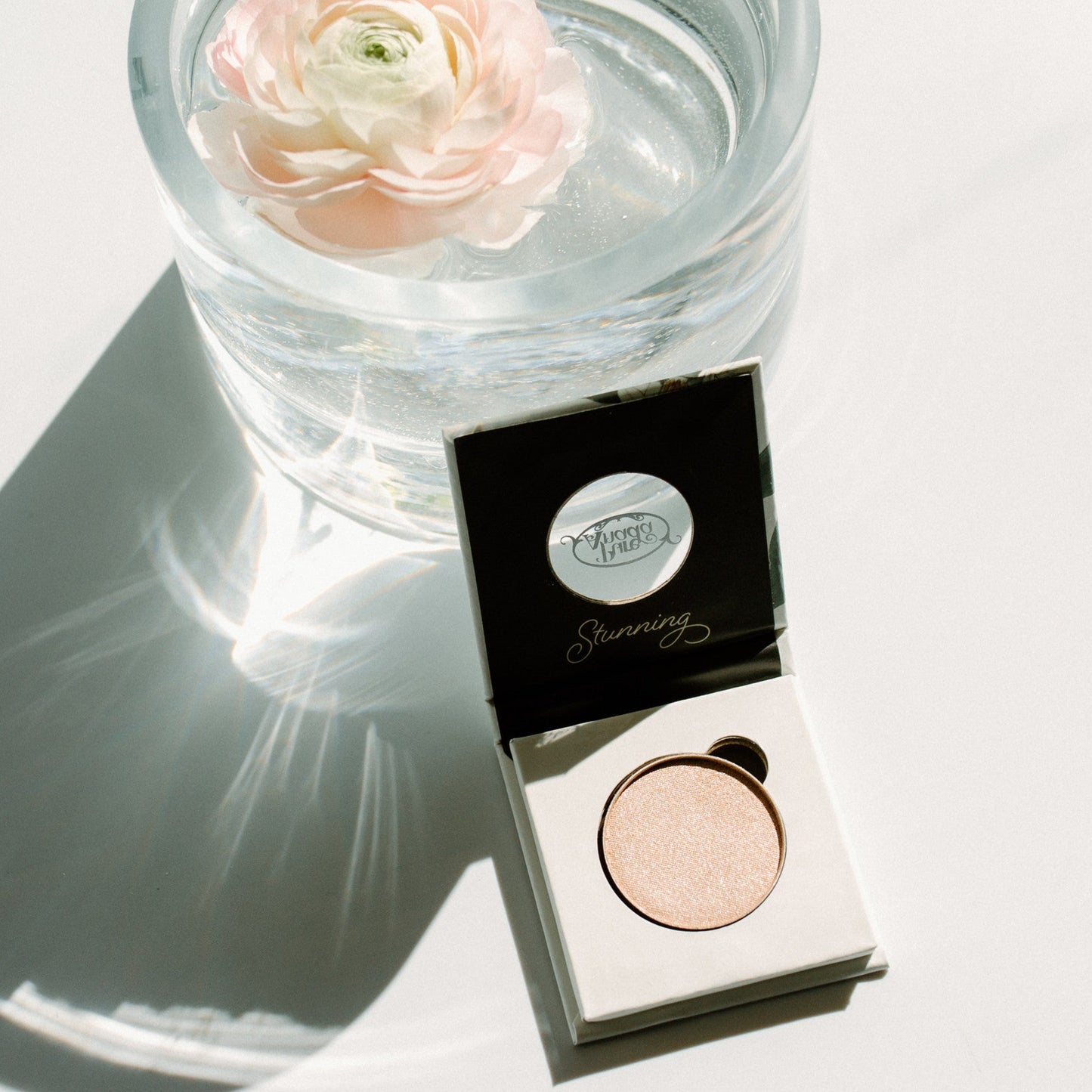 Pressed Eye Shadow - Illusion