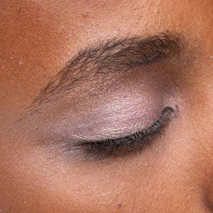 Loose Eye Shadow - Wisteria Luminous